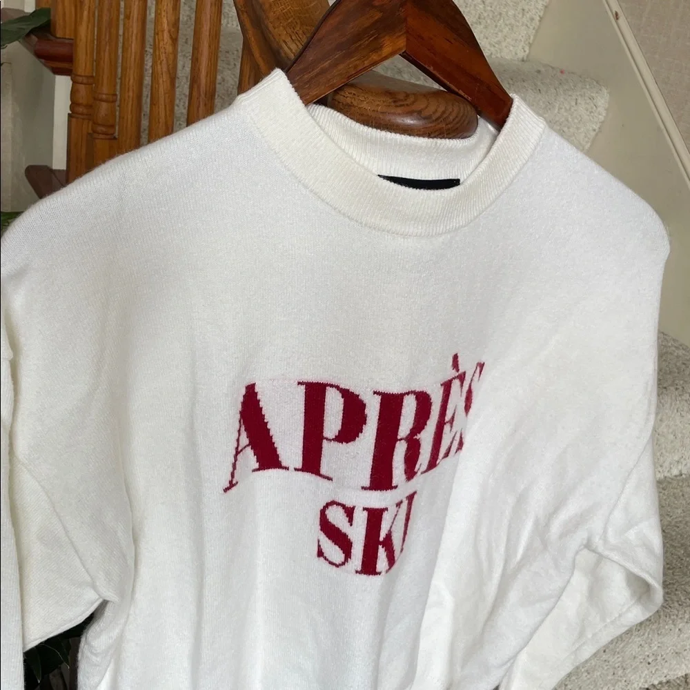 Ardene B White and Red Winter Après Ski Sweatshirt
